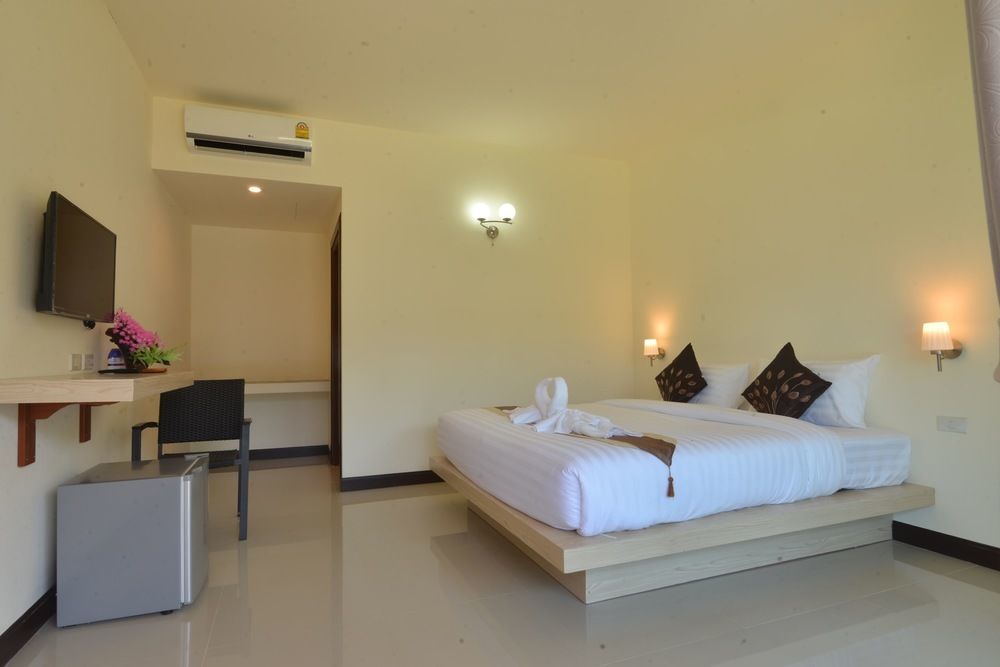 Maleesirin Oldtown Resort Koh Lanta Exterior photo